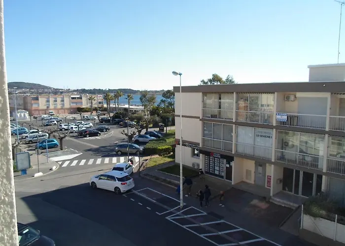 à Proche étang Et Thermes Avec Loggia Et Animaux Admis - Fr-1-503-89 Appartement Balaruc-les-Bains